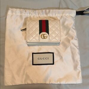 Gucci Quilted Wallet with Red and Green Stripe